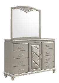 Valiant - Dresser - Pearl Silver